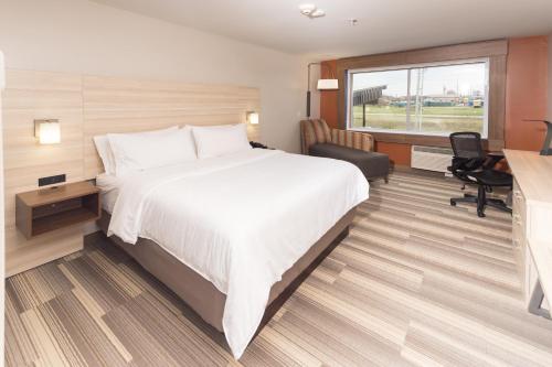 holiday inn express and suites auburn an ihg hotel