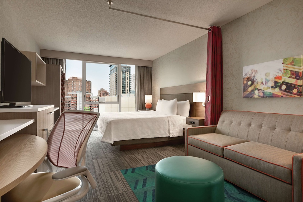 home2 suites by hilton chicago river north