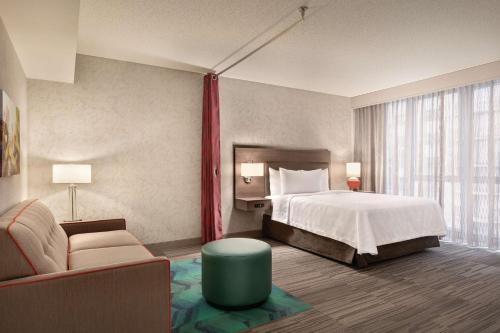 home2 suites by hilton chicago river north