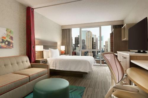 home2 suites by hilton chicago river north