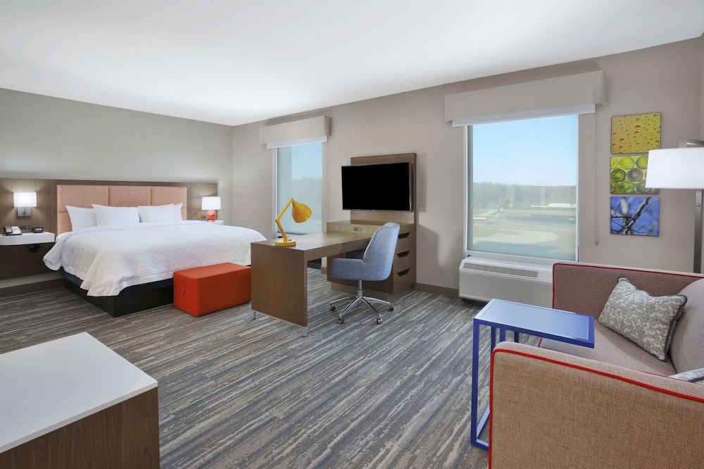 hampton inn and suites grandville grand rapids south