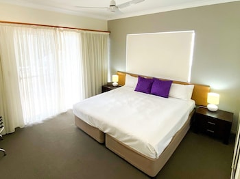 park regis anchorage