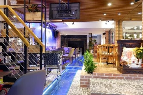 hong bao thach hotel