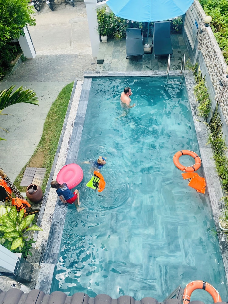 rice river villa