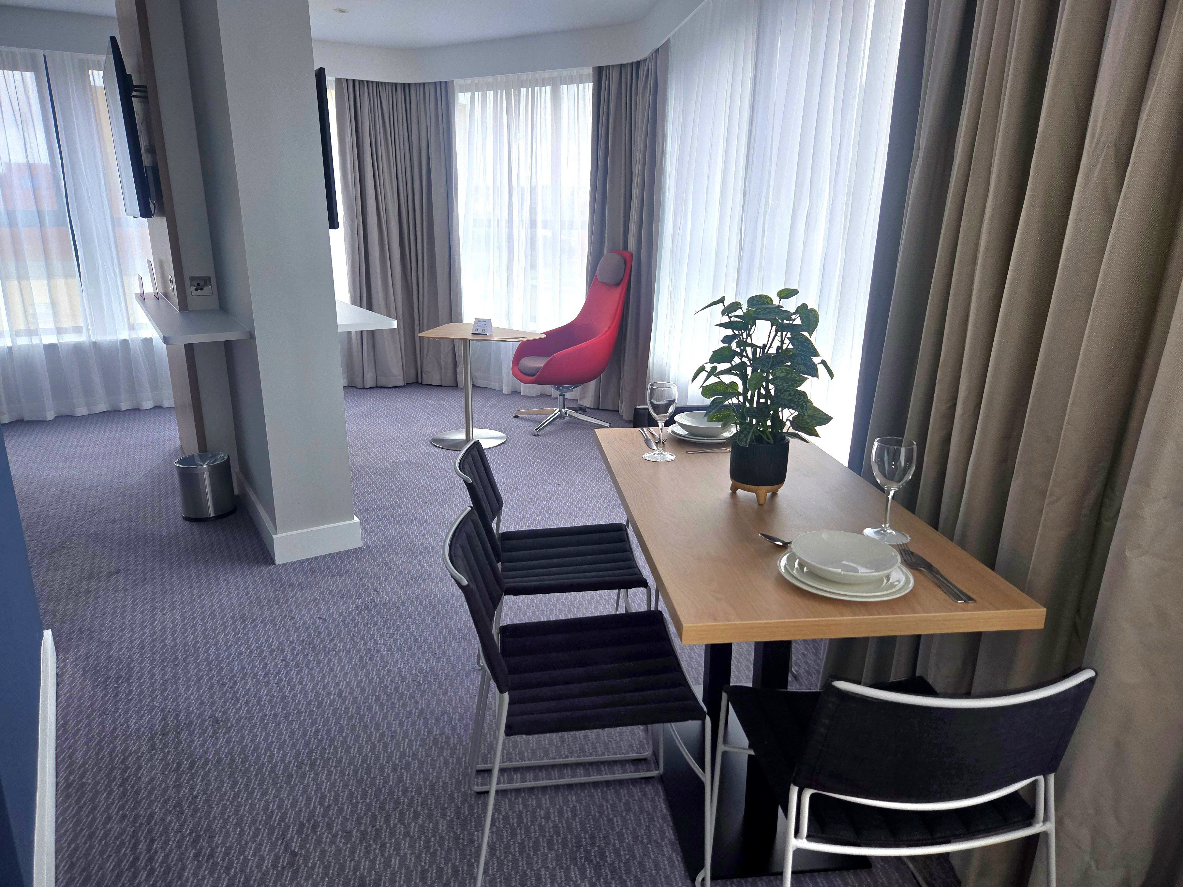 holiday inn express derry londonderry an ihg hotel