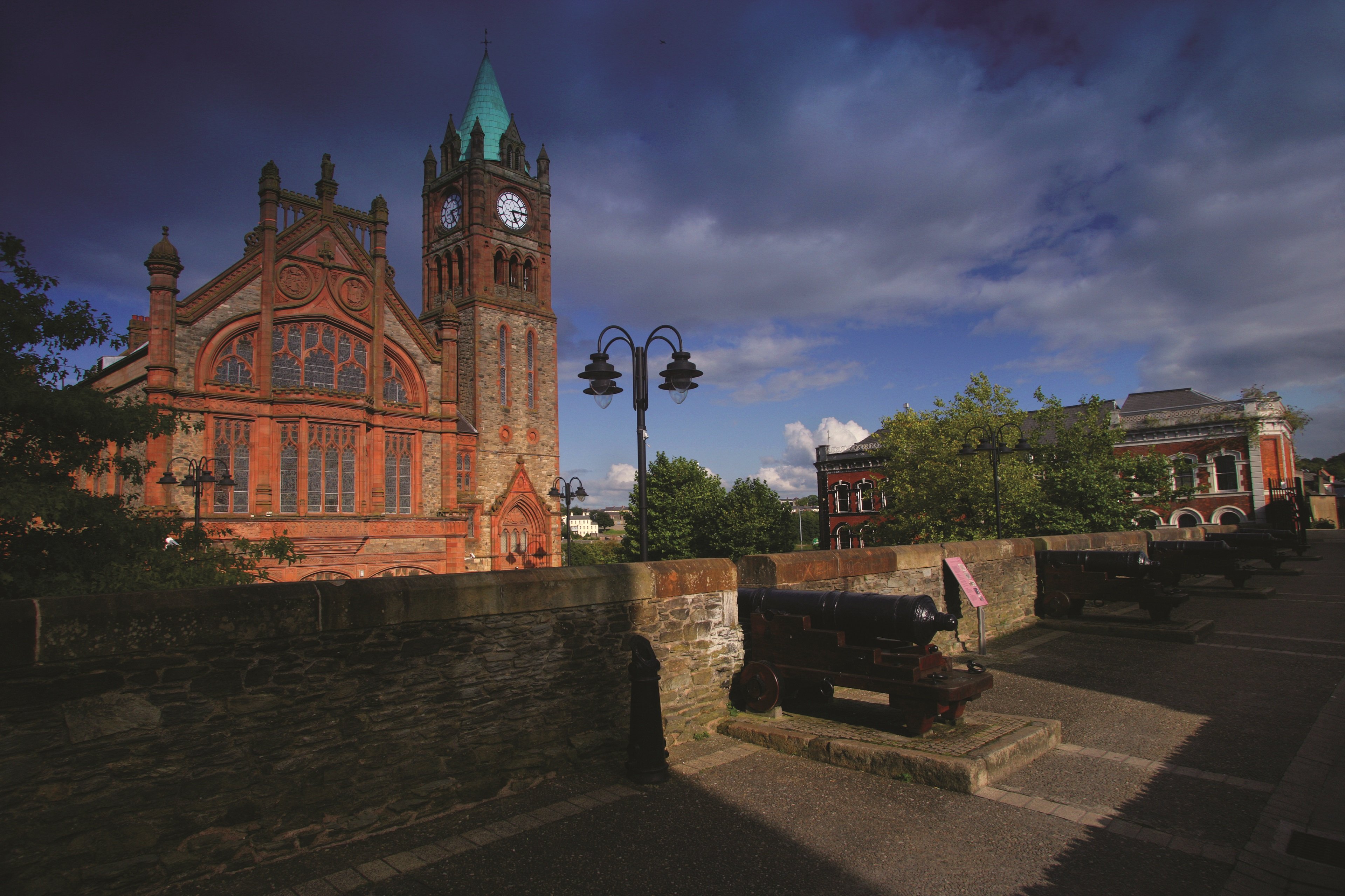 holiday inn express derry londonderry an ihg hotel