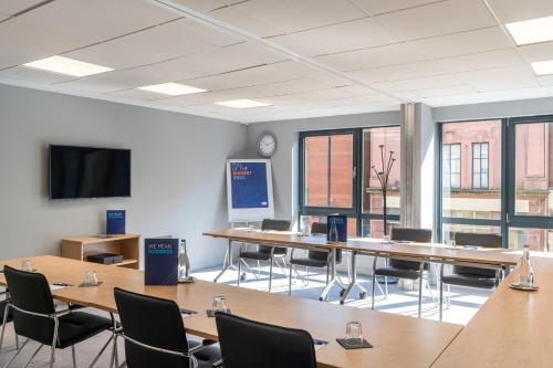 holiday inn express derry londonderry an ihg hotel