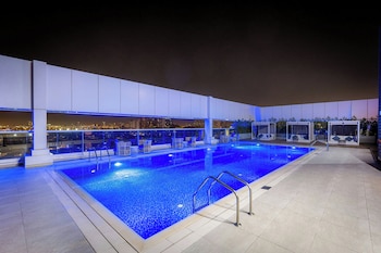 courtyard by marriott al barsha dubai