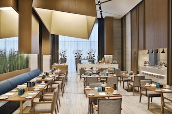 courtyard by marriott al barsha dubai