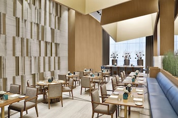 courtyard by marriott al barsha dubai