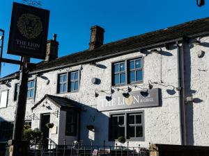 the lion pub and grill