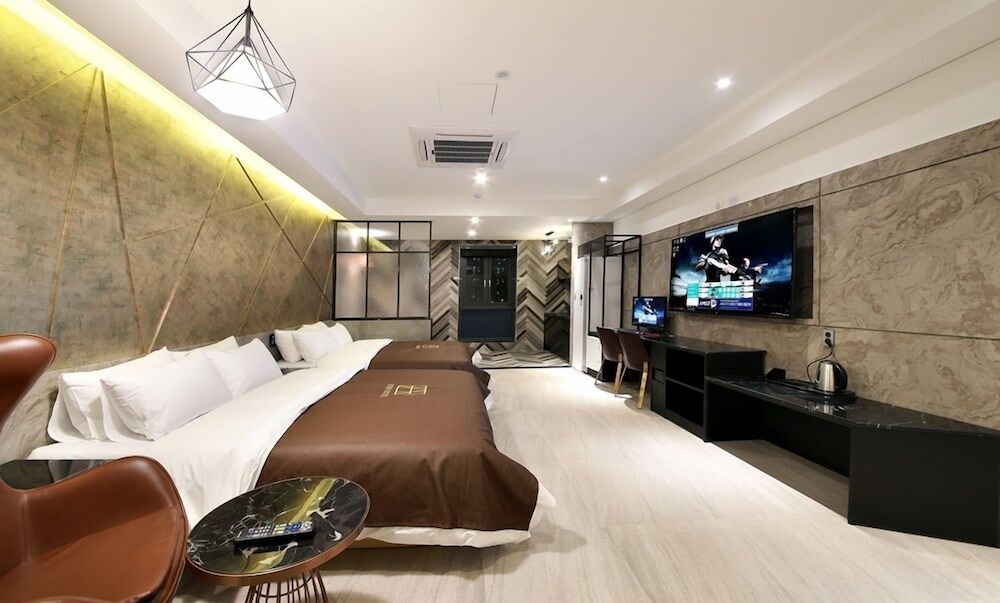 gimpo assem hotel