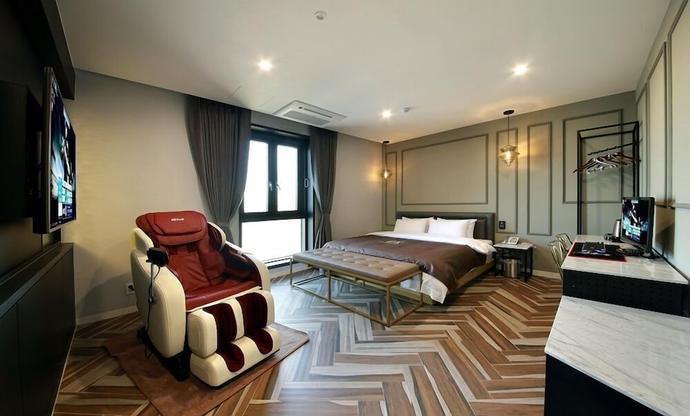 gimpo assem hotel