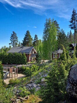 tahko hills