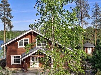 tahko hills