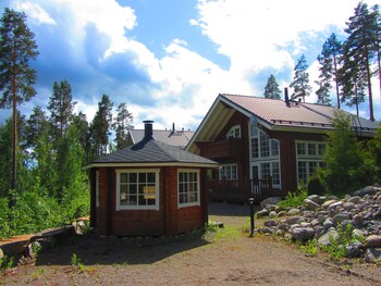 tahko hills