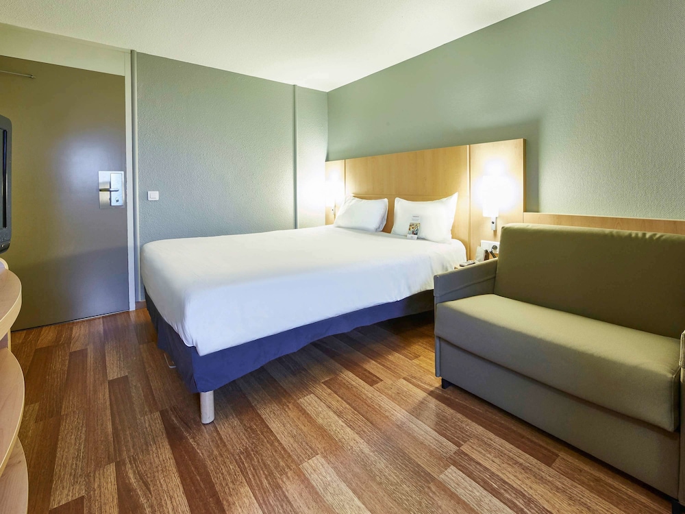 Ibis Haguenau Strasbourg Nord,Haguenau>>Bas-Rhin,3 star