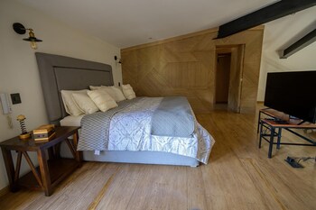 villa toscana valquirico lofts and suites hotel boutique