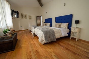 villa toscana valquirico lofts and suites hotel boutique
