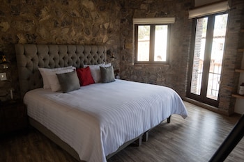 villa toscana valquirico lofts and suites hotel boutique