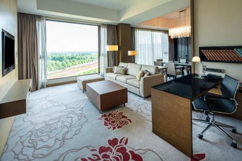 holiday inn nanyang by ihg