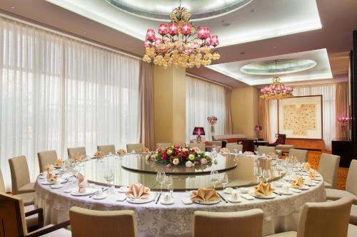 holiday inn nanyang by ihg