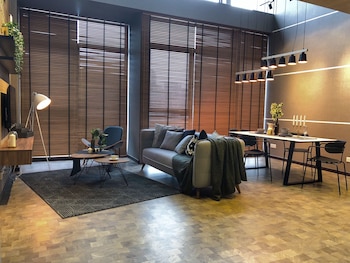 expressionz professional suites by luxurious lifestyle living