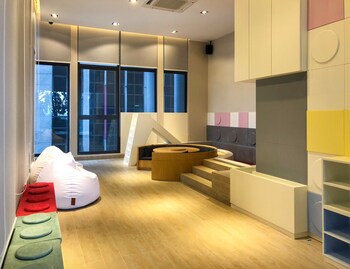 expressionz professional suites by luxurious lifestyle living