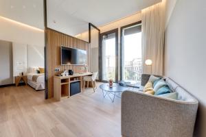 occidental diagonal 414