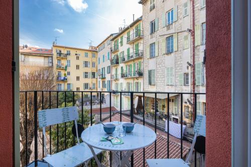 labeille boutique apartments