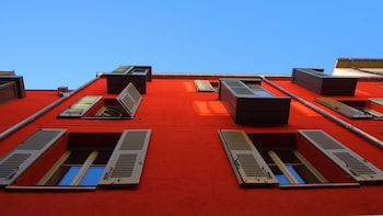 labeille boutique apartments