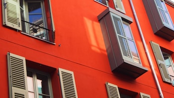 labeille boutique apartments