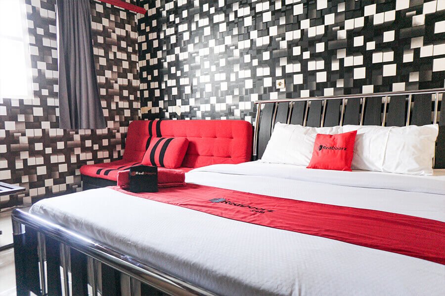 reddoorz near alun alun batu