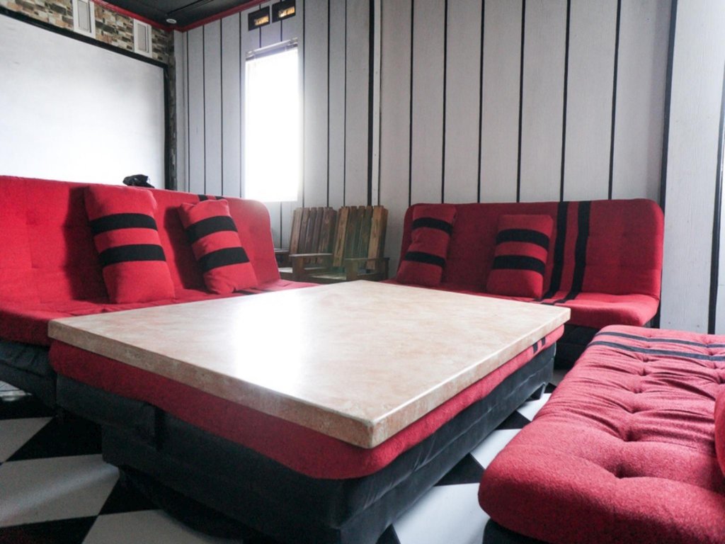 reddoorz near alun alun batu