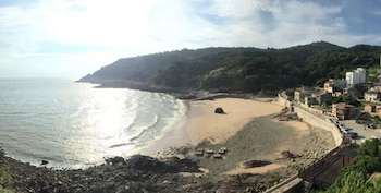 xiang ju bandb