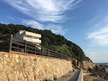 xiang ju bandb