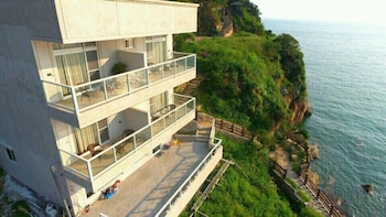 xiang ju bandb