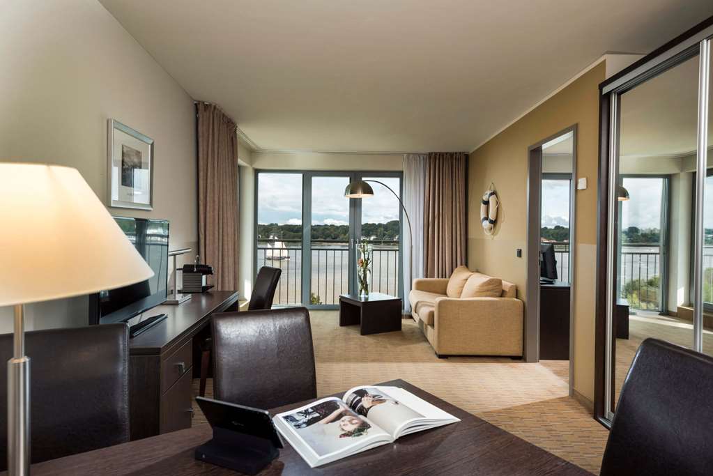 elaya hotel hamburg finkenwerder