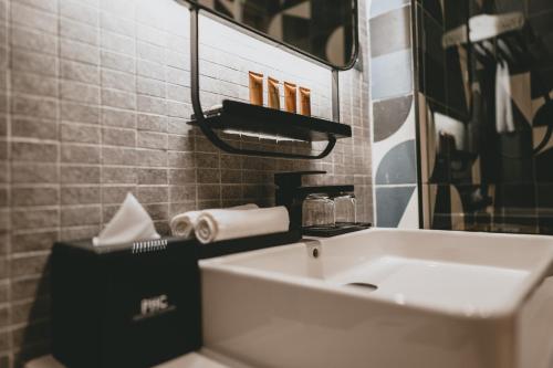 macalister hotel by phc