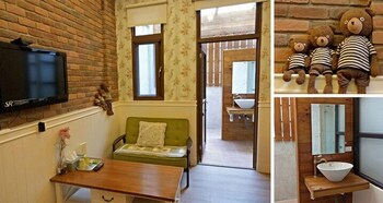 sunny forest homestay