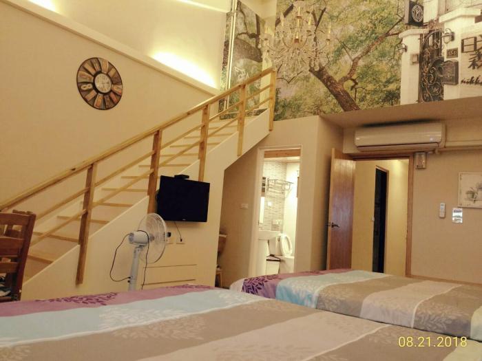 sunny forest homestay