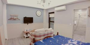 sunny forest homestay