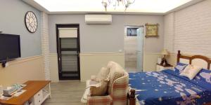 sunny forest homestay