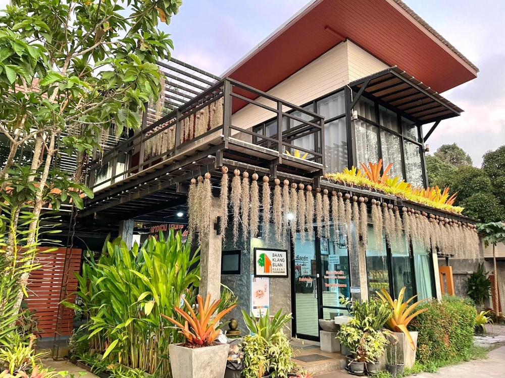 baan klang suan resort