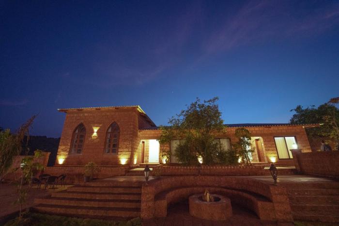 la serene resort and spa