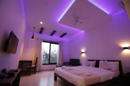 la serene resort and spa