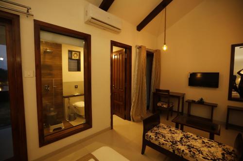 la serene resort and spa