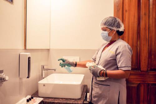 la serene resort and spa