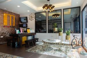 m design hotel taman pertama