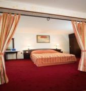hotel capitol
